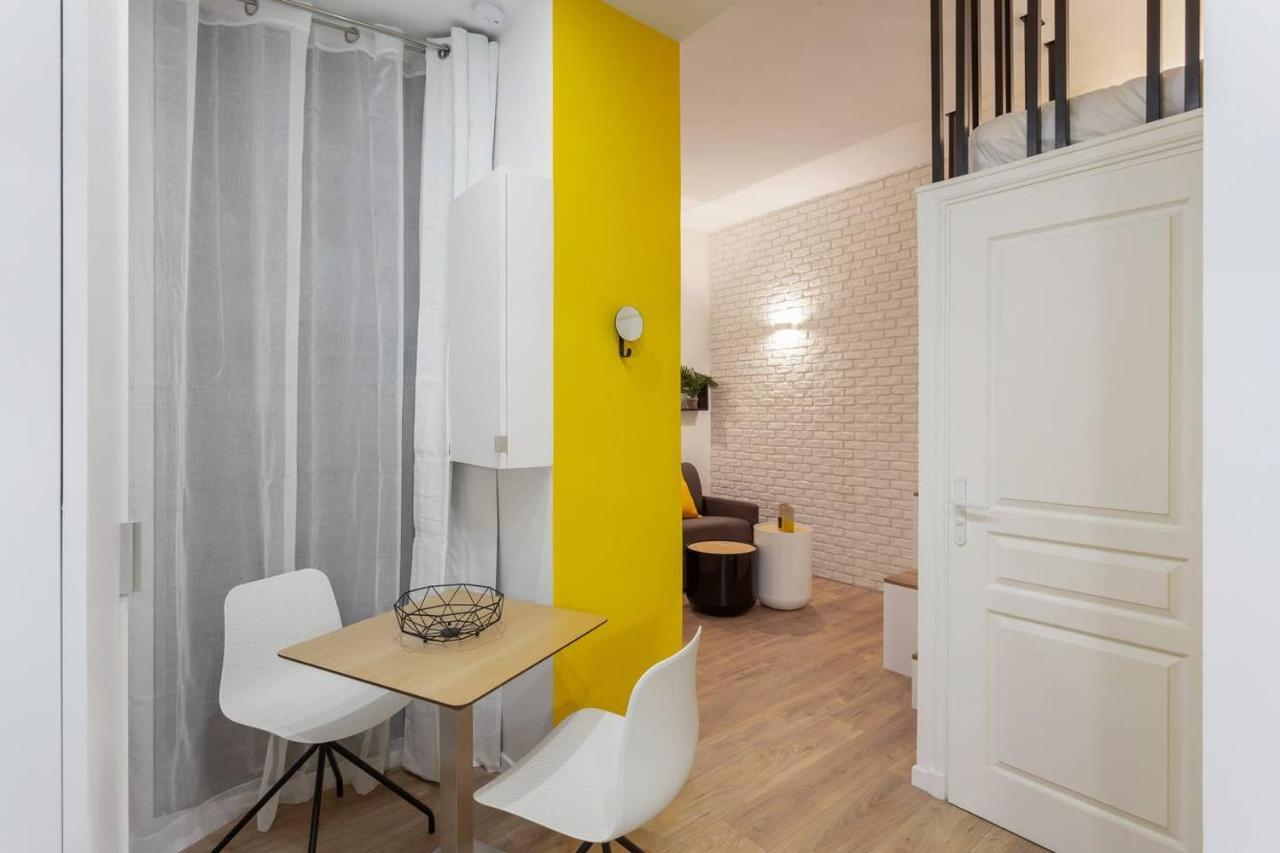 Chic Saint-Germain-Des-Pres Studio For 4 - Prime Location Párizs Kültér fotó