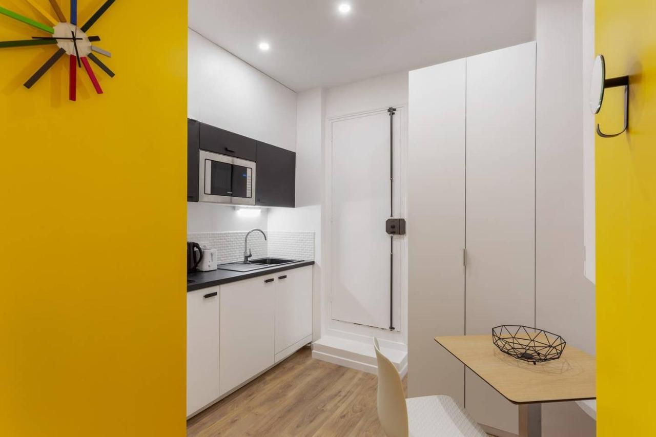 Chic Saint-Germain-Des-Pres Studio For 4 - Prime Location Párizs Kültér fotó